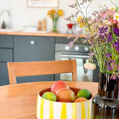 Semesterbostad Zita Ferienhaeuser - Feni *