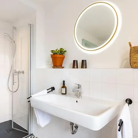 Zita Ferienhaeuser - Feni * Neckargemünd